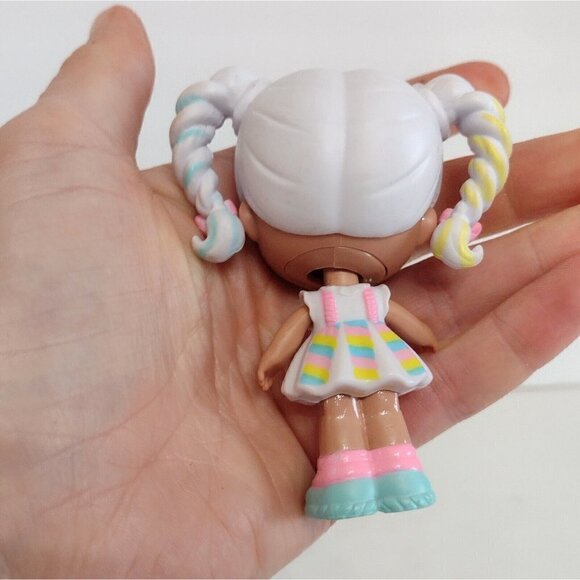 MARSHA MELLO Mini Poseable Bobble Head Doll KINDI KIDS MINIS Glitter Eyes 2020 - Picture 2 of 3